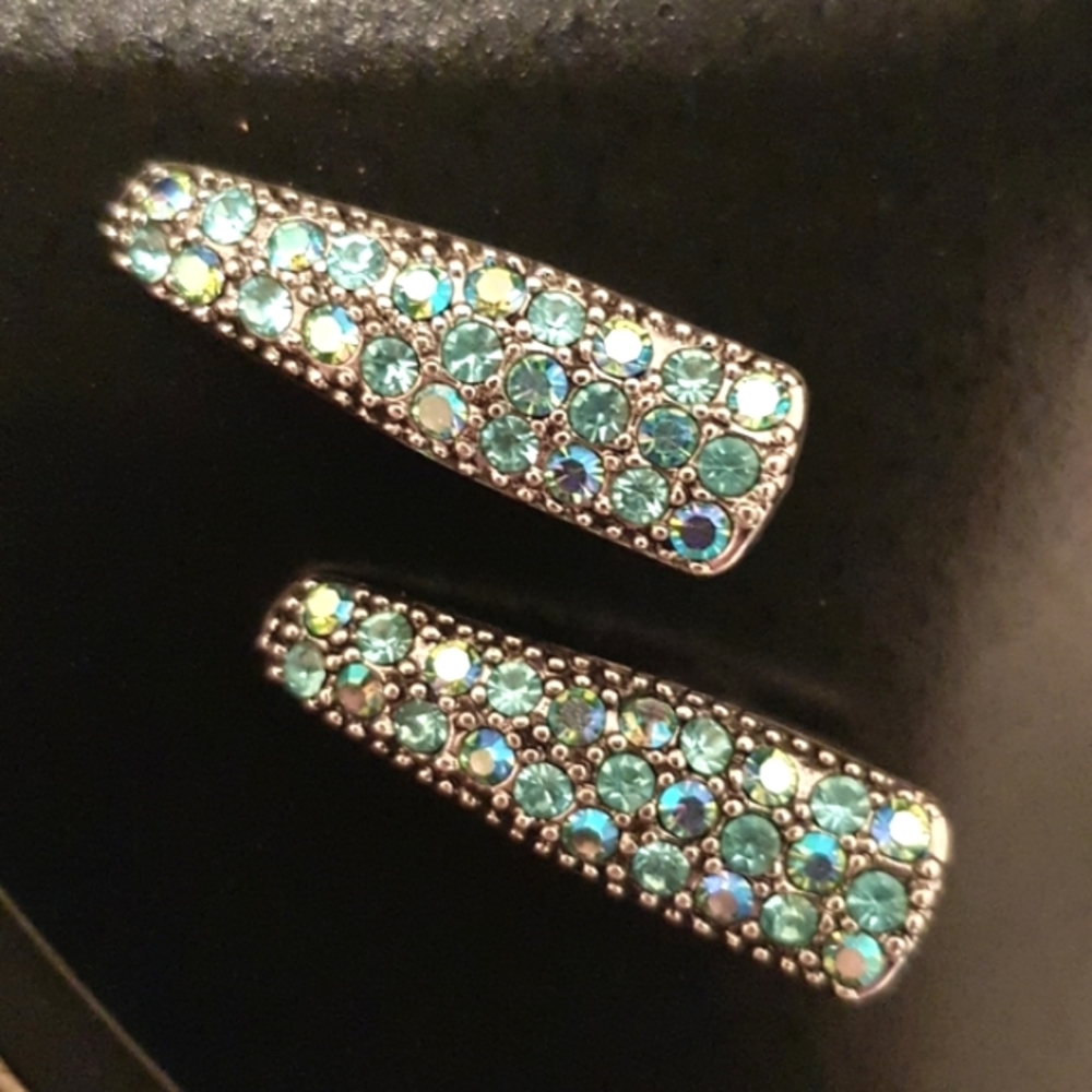 NWOT Rhinestone barrettes - Picture 2 of 3